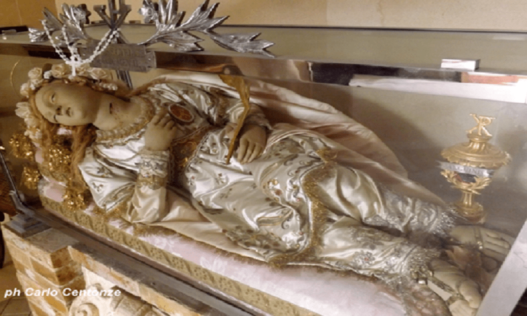 Il 25 Giugno a Gravina la celebrazione per l'accoglienza della Il 25 Giugno a Gravina la celebrazione per l'accoglienza della Reliquia di S. Ciriaca