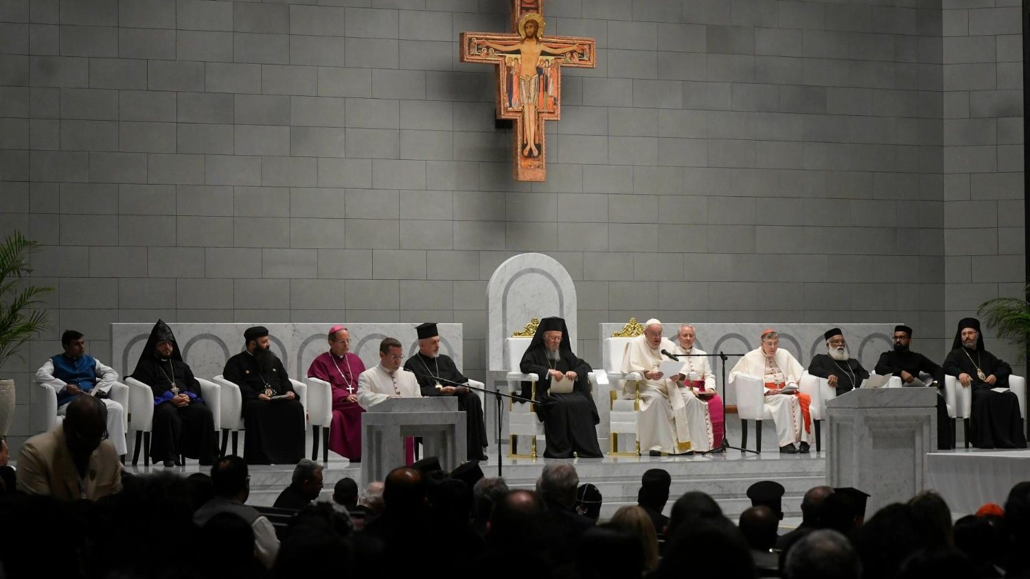 essenziali per i cristiani unità nella diversità e testimonianza d’amore essenziali per i cristiani unità nella diversità e testimonianza d’amore — Arcidiocesi Bari-Bitonto