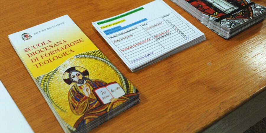 Scuola diocesana di formazione teologica. È suonata la campanella per Scuola diocesana di formazione teologica. È suonata la campanella per cinquanta corsisti – Sito Ufficiale dell'ArciDiocesi di Lecce