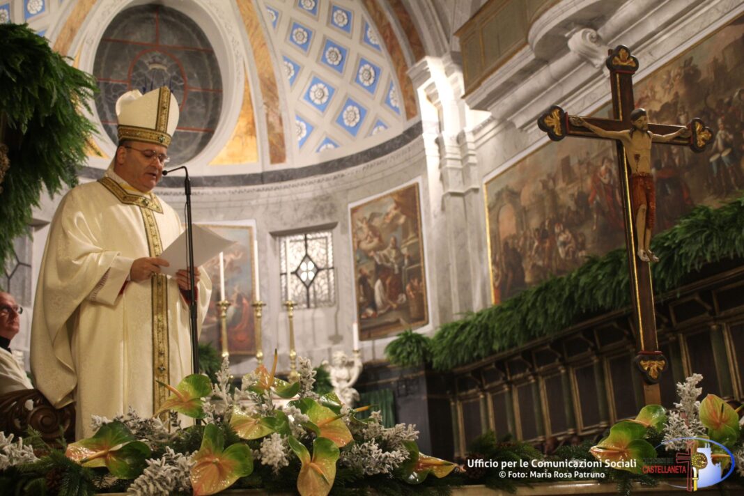 Omelia di Mons. Sabino Iannuzzi durante la Santa Messa per Omelia di Mons. Sabino Iannuzzi durante la Santa Messa per l’apertura del Giubileo 2025 nella Diocesi di Castellaneta – Diocesi di Castellaneta