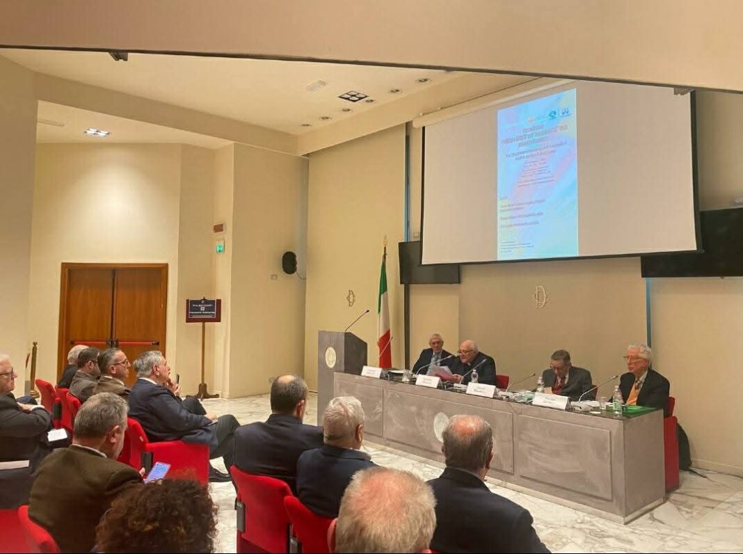 Mons. Vescovo alla Camera dei Deputati Mons. Vescovo alla Camera dei Deputati