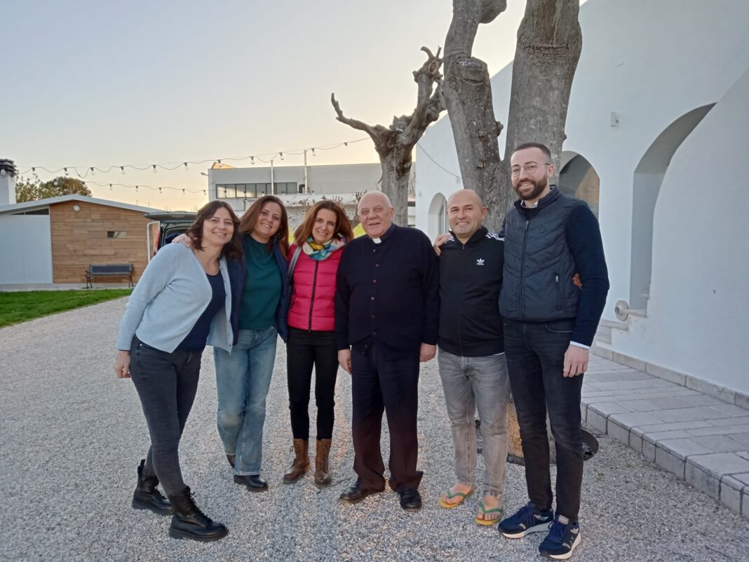 Visita del Vescovo a Troia