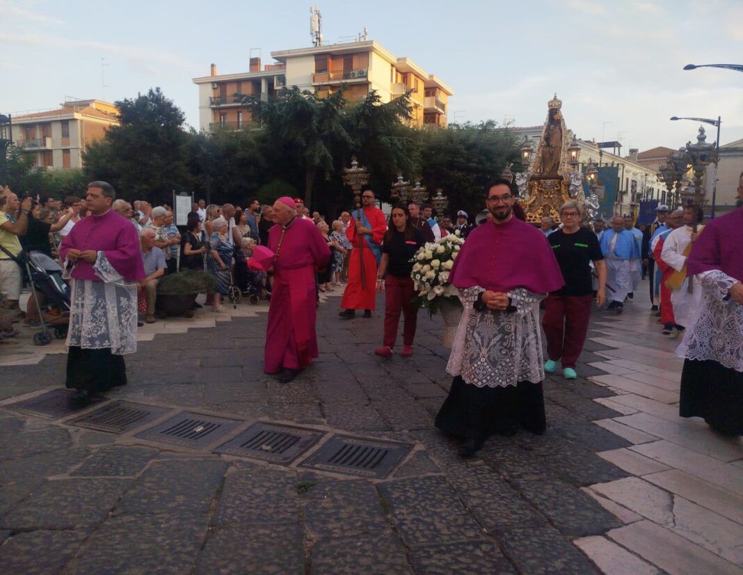 Pontificale in onore di S. Rocco e Processione: Feste Patronali a Lucera