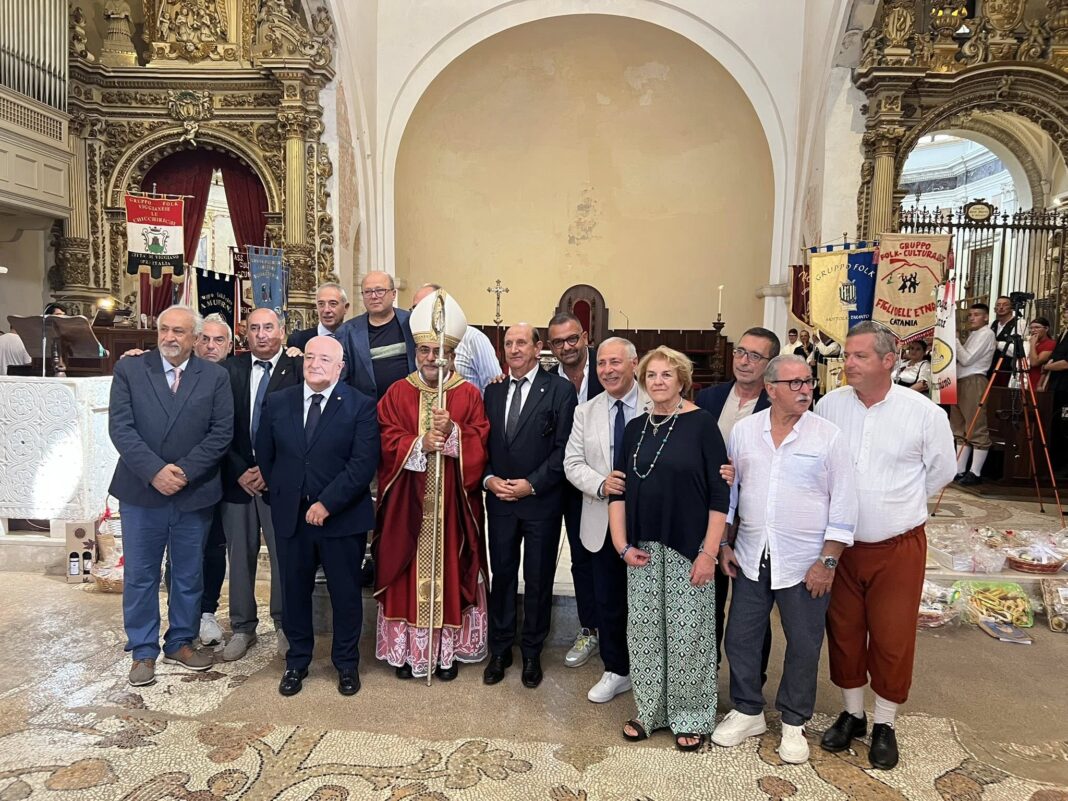 Nel giorno della festa dell’esaltazione della Croce, Mons. Neri ha Nel giorno della festa dell’esaltazione della Croce, Mons. Neri ha celebrato la Santa Messa per la Pace