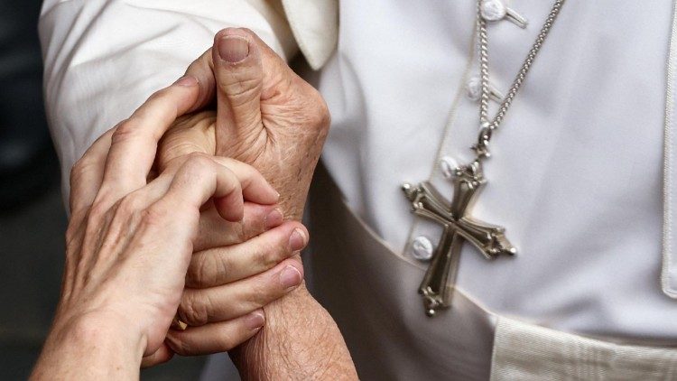 non si può separare la fede dall’amore per i poveri non si può separare la fede dall’amore per i poveri — Arcidiocesi Bari-Bitonto