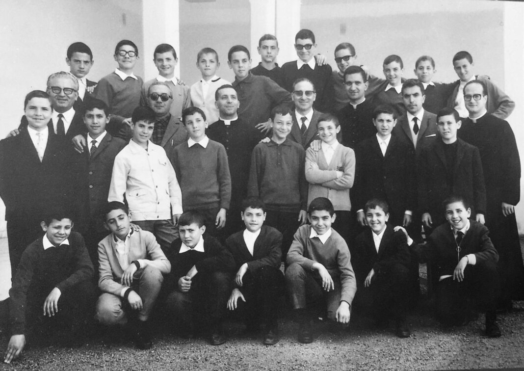 Sessant’anni dopo, gli ex alunni del Seminario si ritrovano nel Sessant’anni dopo, gli ex alunni del Seminario si ritrovano nel segno della fraternità e della memoria